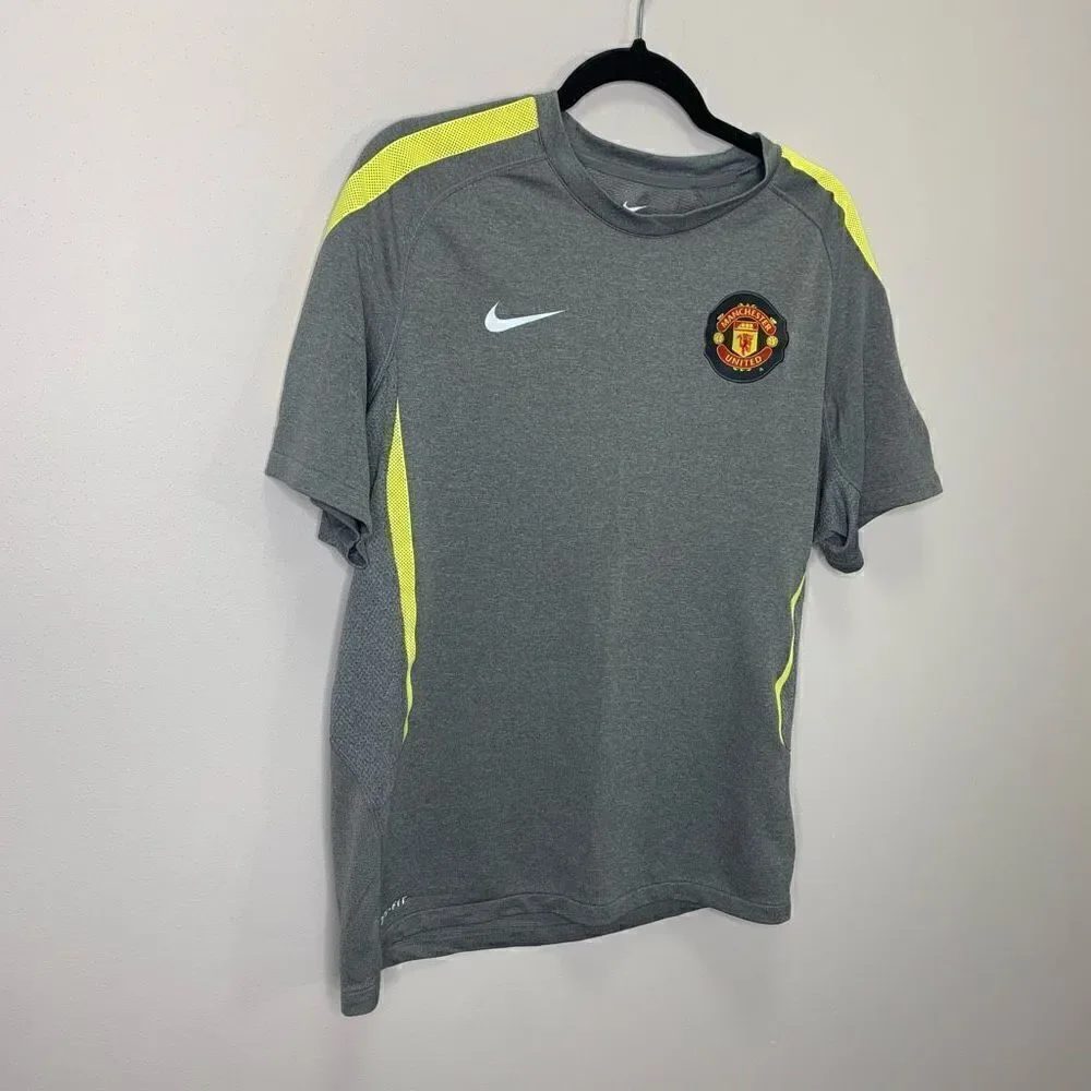 Nike Manchester United Gray Medium Dri Fit Training Jersey T Shirt (q1)